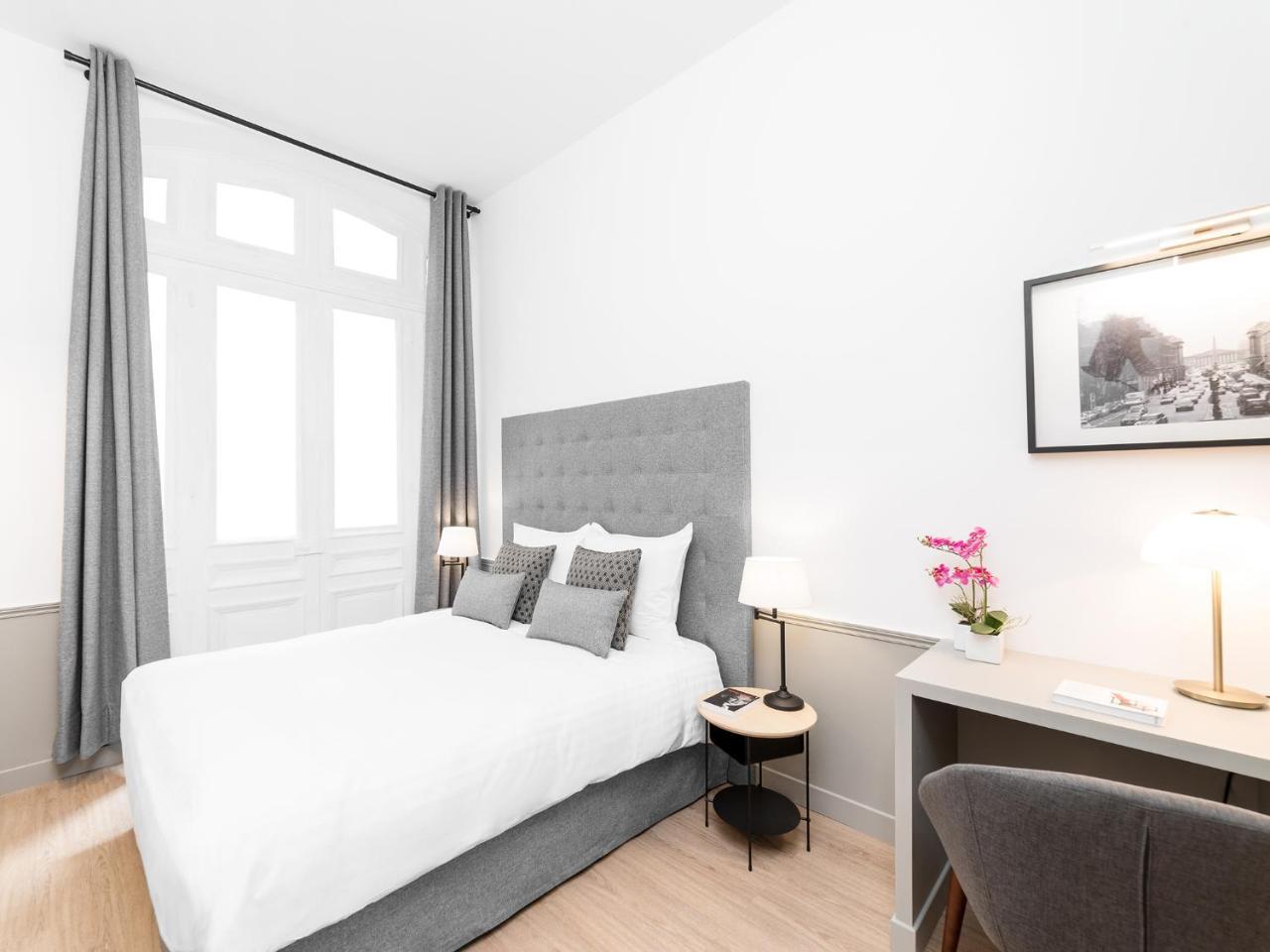 Livinparis - Luxury 3 & 4 Bedrooms Montmartre I Exteriér fotografie